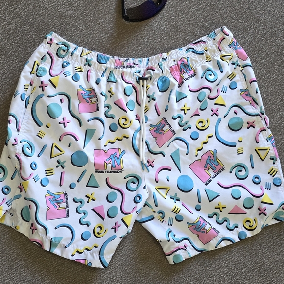 MTV Patterned Shorts - Picture 1 of 3